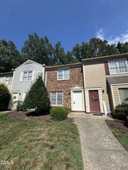 2910 Faversham Place, Raleigh, NC 27604
