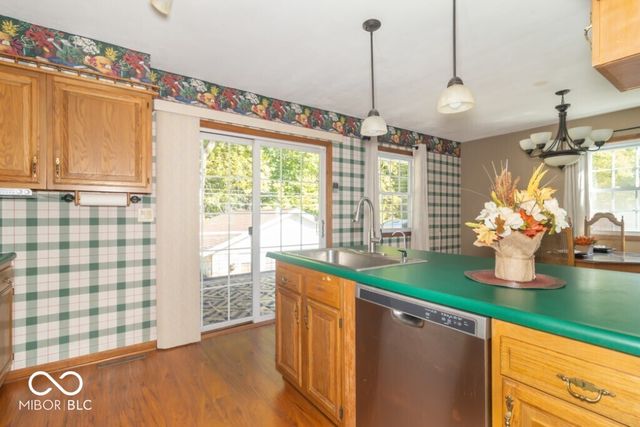 1018 Sunset Drive, New Castle, IN 47362