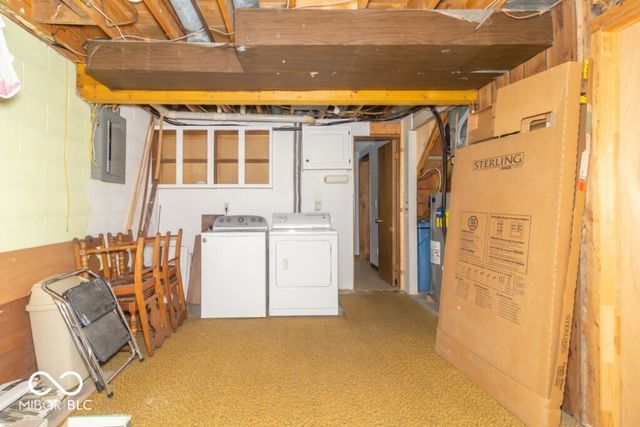 1018 Sunset Drive, New Castle, IN 47362