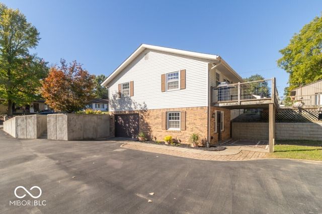 1018 Sunset Drive, New Castle, IN 47362