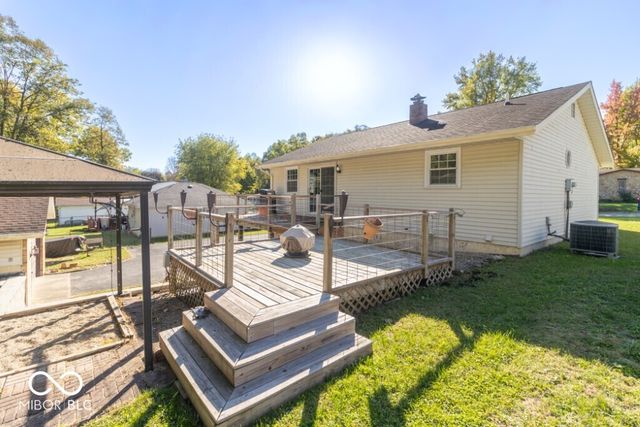 1018 Sunset Drive, New Castle, IN 47362