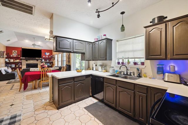 13634 Cedar Point Drive, Cypress, TX 77429