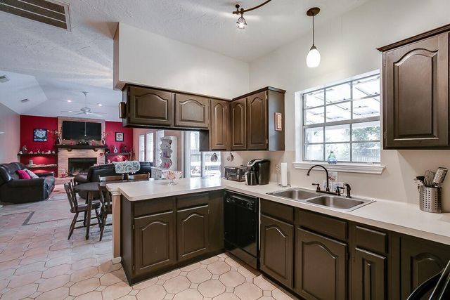 13634 Cedar Point Drive, Cypress, TX 77429