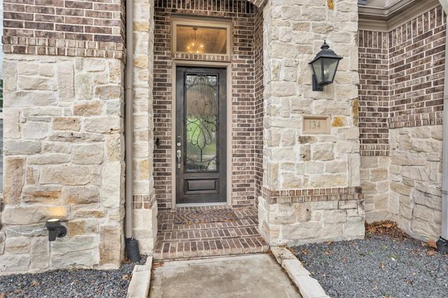 134 Pacific Grove Drive, Montgomery, TX 77316