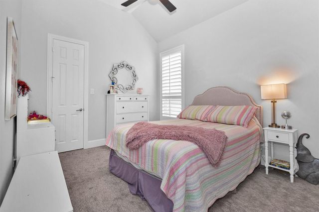 134 Pacific Grove Drive, Montgomery, TX 77316