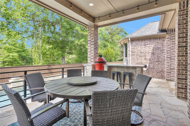 134 Pacific Grove Drive, Montgomery, TX 77316