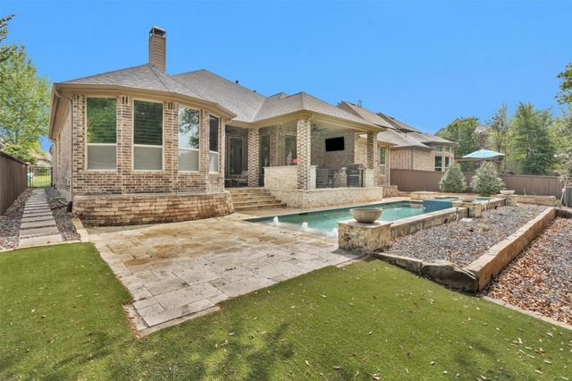 134 Pacific Grove Drive, Montgomery, TX 77316