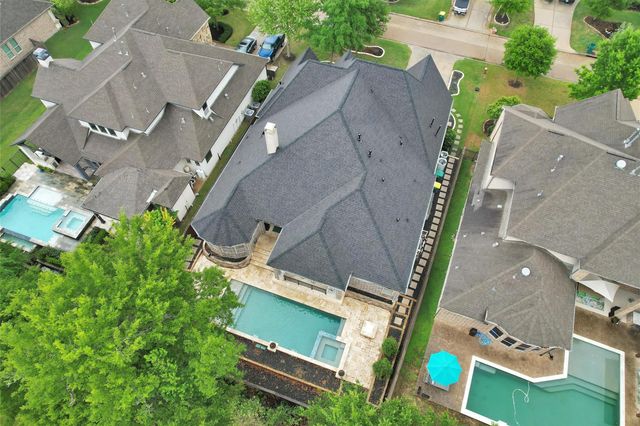 134 Pacific Grove Drive, Montgomery, TX 77316