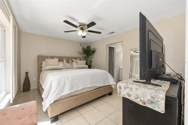 5255 NW 64 STREET, Ocala, FL 34482