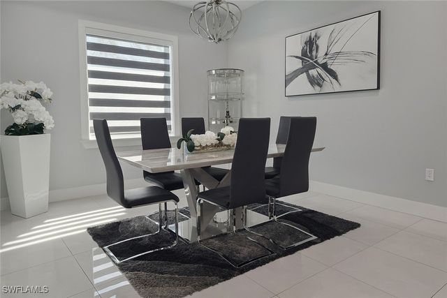 2330 4th AVE SE, Naples, FL 34117