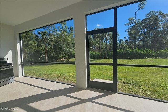 2330 4th AVE SE, Naples, FL 34117