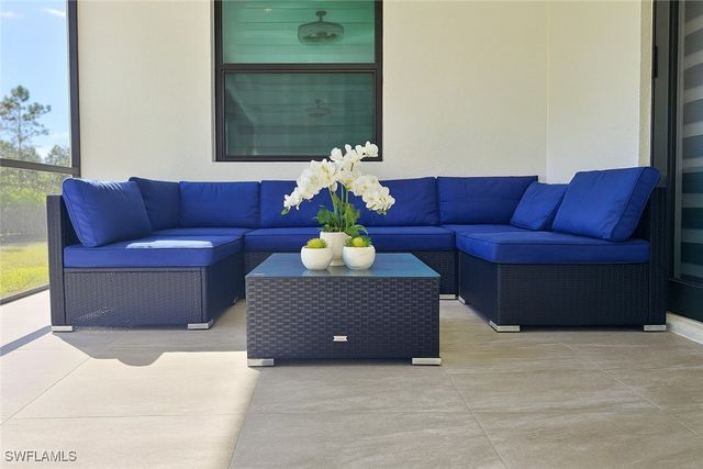 2330 4th AVE SE, Naples, FL 34117