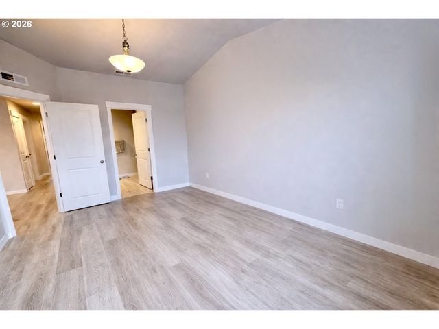 8313 Ne 134TH Pl, Vancouver, WA 98682