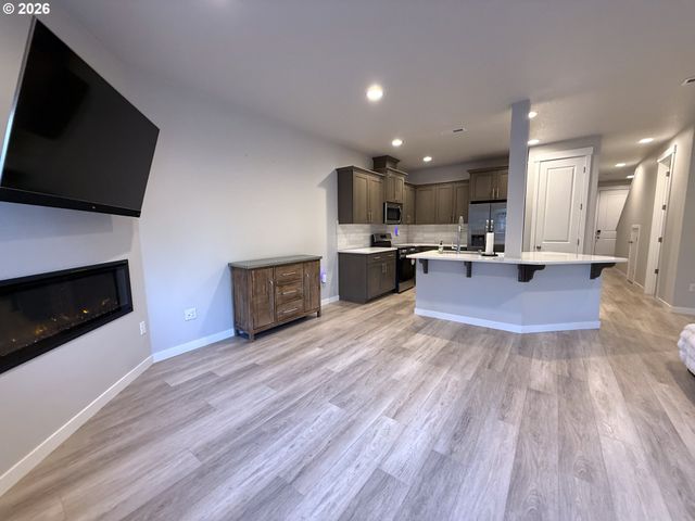 8313 Ne 134TH Pl, Vancouver, WA 98682