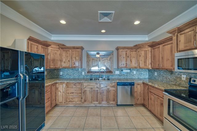 4900 East Cheyenne Way, Pahrump, NV 89061