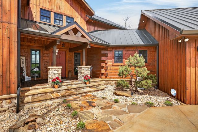 751 Bear Knob Ln, Crawford, TN 38554