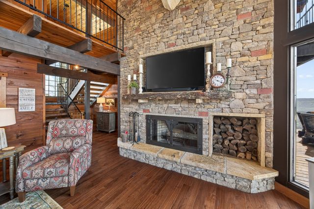 751 Bear Knob Ln, Crawford, TN 38554