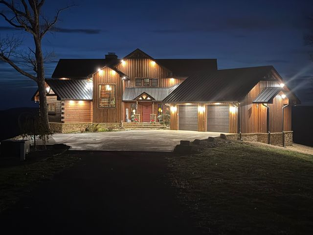 751 Bear Knob Ln, Crawford, TN 38554