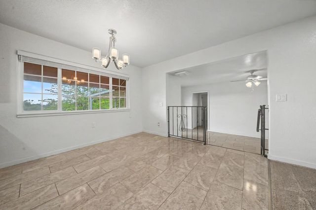 17295 Previtalli Rd, Jackson, CA 95642
