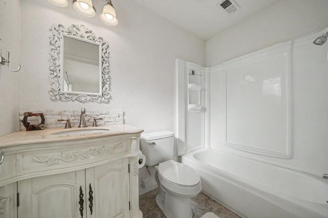 17295 Previtalli Rd, Jackson, CA 95642