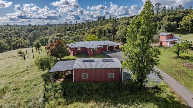 17295 Previtalli Rd, Jackson, CA 95642