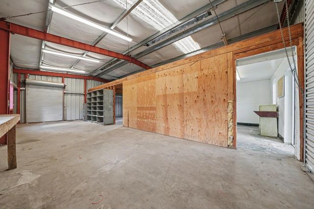 17295 Previtalli Rd, Jackson, CA 95642