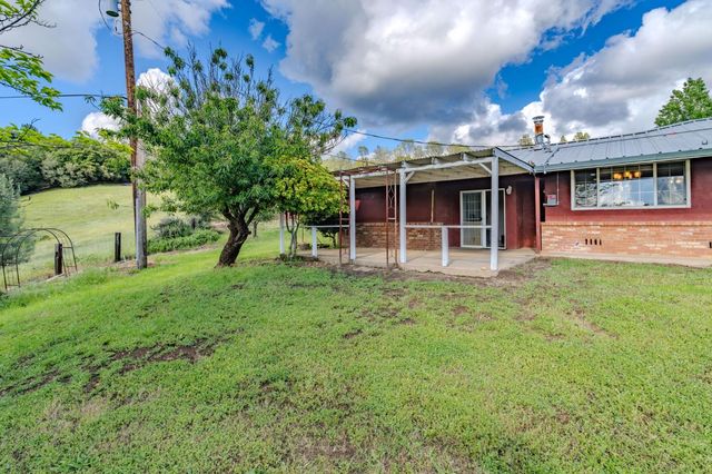 17295 Previtalli Rd, Jackson, CA 95642