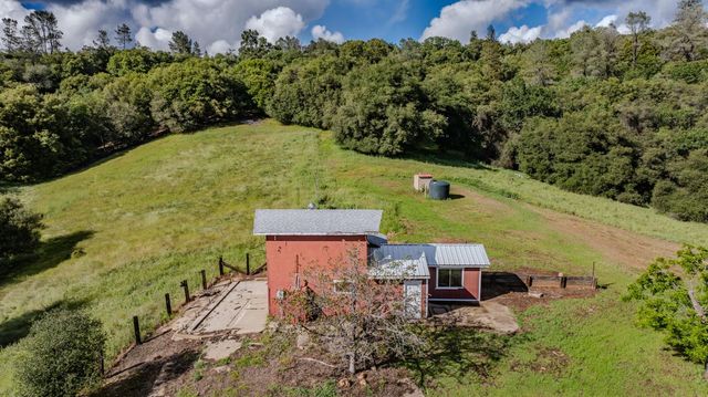 17295 Previtalli Rd, Jackson, CA 95642