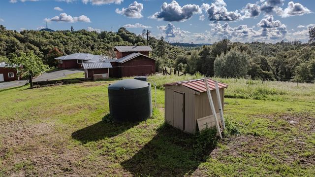 17295 Previtalli Rd, Jackson, CA 95642