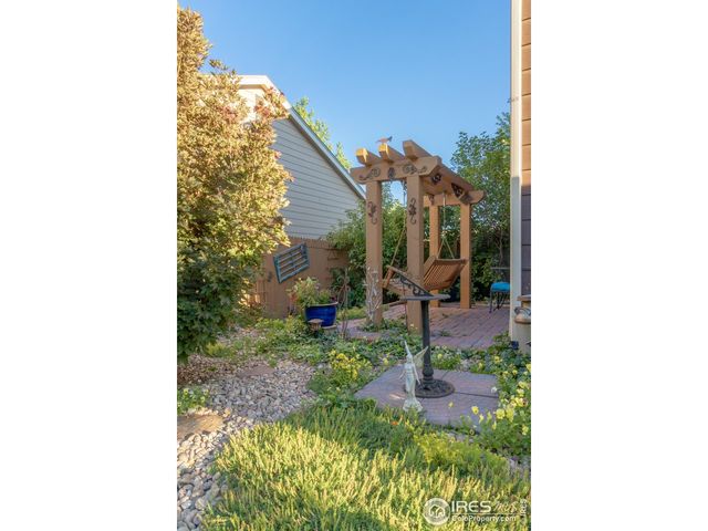 635 Elizabeth St Cir, Dacono, CO 80514