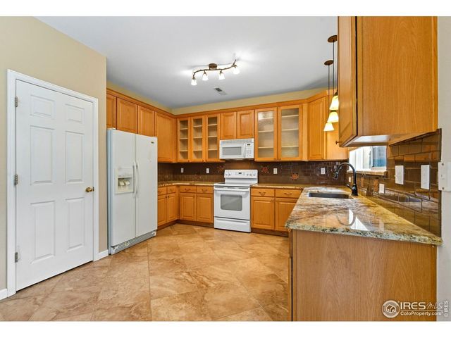 635 Elizabeth St Cir, Dacono, CO 80514