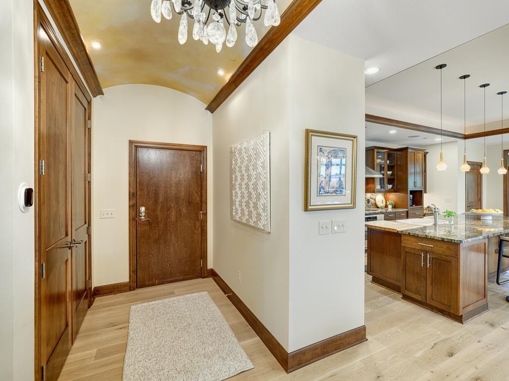 715 Linden Street 204, Mendota Heights, MN 55118 — photo 3