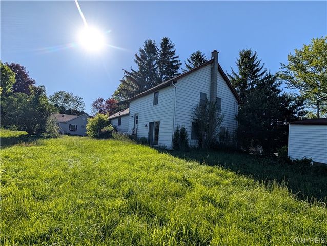 12351 Williston Road, Marilla, NY 14004