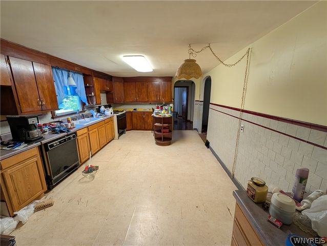 12351 Williston Road, Marilla, NY 14004