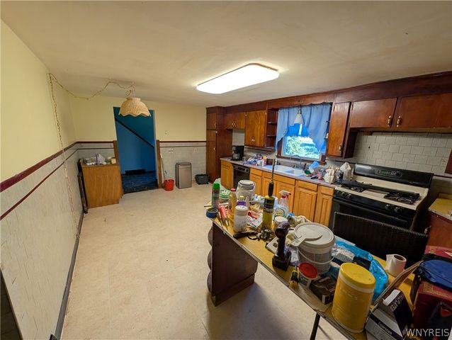 12351 Williston Road, Marilla, NY 14004