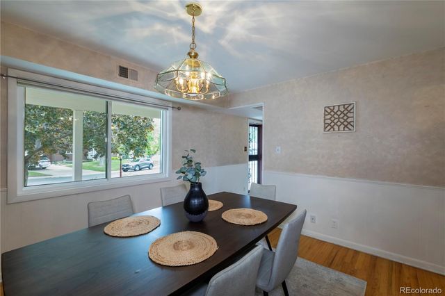 1061 E Briarwood Circle N, Centennial, CO 80122