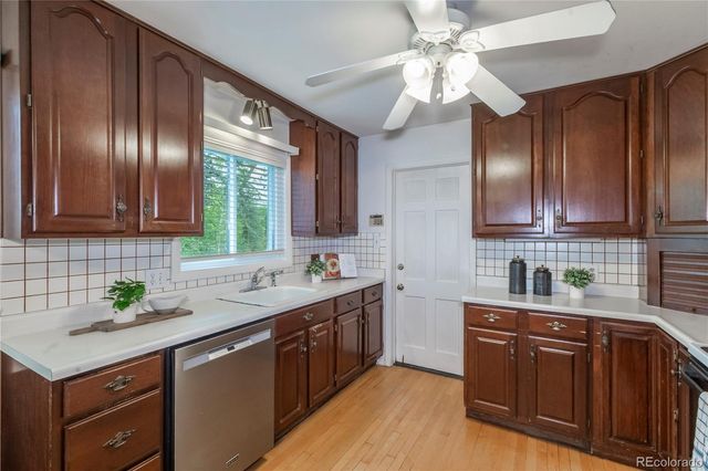 1061 E Briarwood Circle N, Centennial, CO 80122