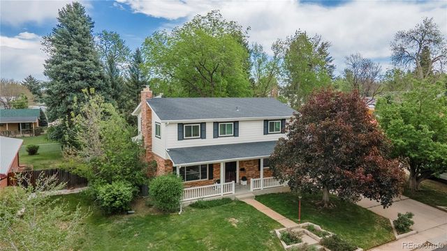 1061 E Briarwood Circle N, Centennial, CO 80122