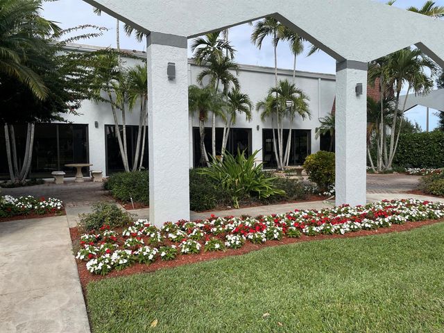 6866 HUNTINGTON Lane 504, Delray Beach, FL 33446