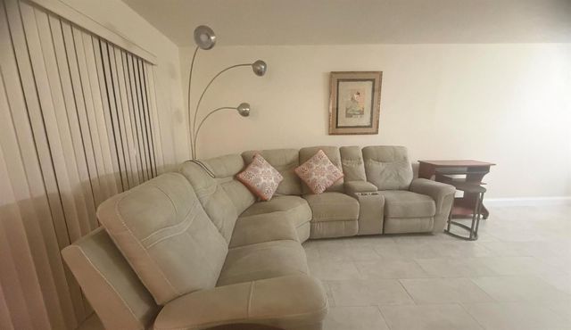 6866 HUNTINGTON Lane 504, Delray Beach, FL 33446