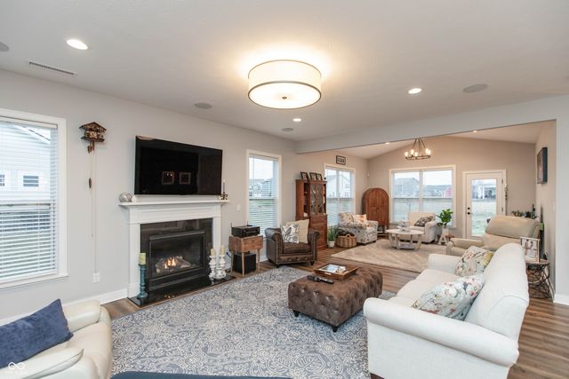 11595 Flynn Place, Noblesville, IN 46060