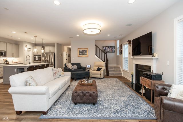 11595 Flynn Place, Noblesville, IN 46060