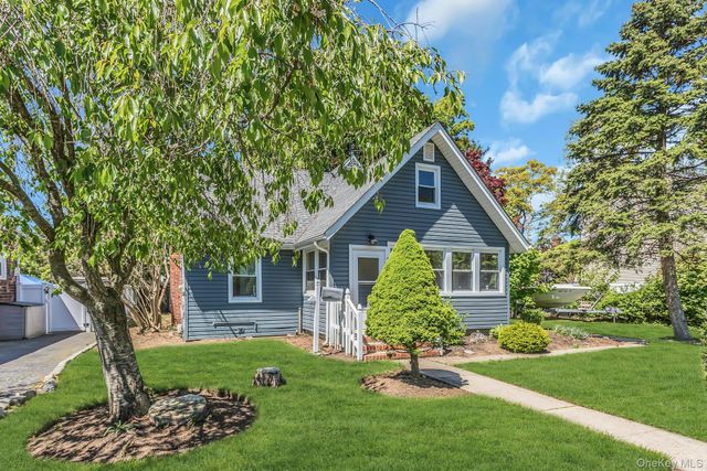 1380 Dartmouth Street, Baldwin, NY 11510