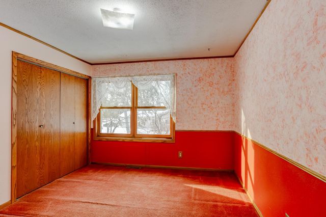 7610 50th Street N, Lake Elmo, MN 55042