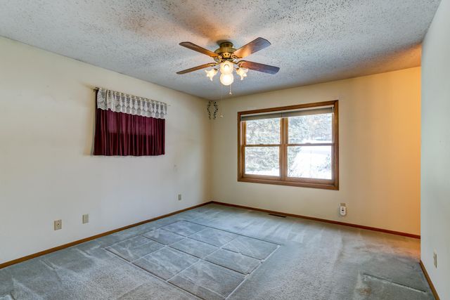 7610 50th Street N, Lake Elmo, MN 55042