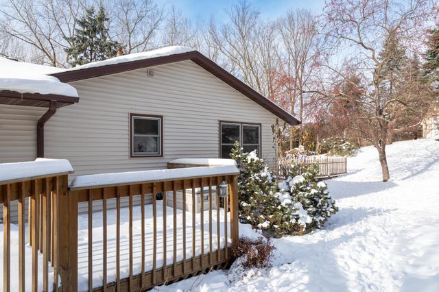 7610 50th Street N, Lake Elmo, MN 55042