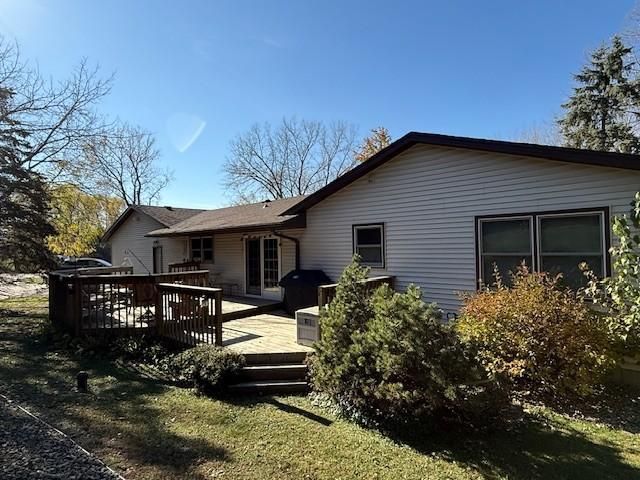7610 50th Street N, Lake Elmo, MN 55042