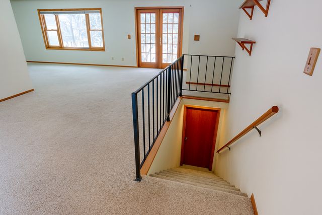 7610 50th Street N, Lake Elmo, MN 55042