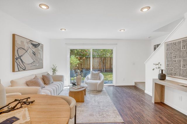 1921 Rock Street 20, Mountain View, CA 94043