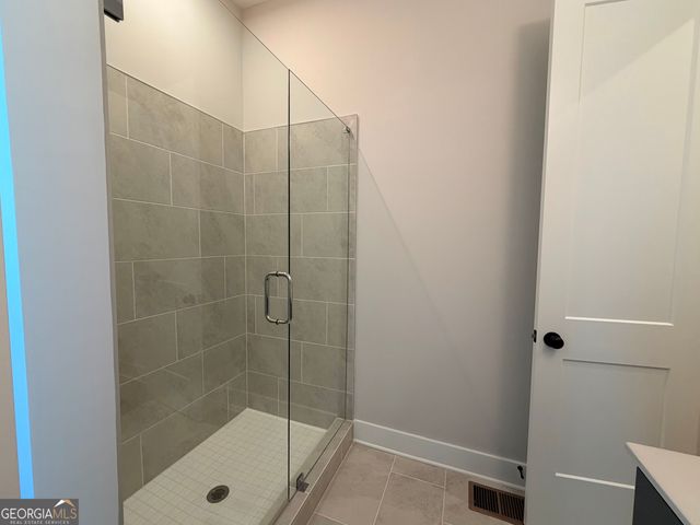 988 Bibbs Cir 4, Atlanta, GA 30318